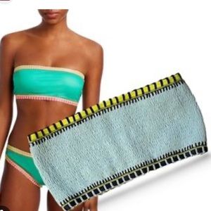 Platinum inspired by Solange Ferrarini
Crochet Trim Bandeau Bikini Top